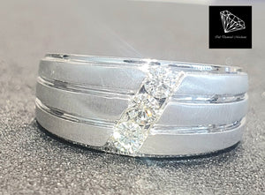 0.33cts [3] Round Brilliant Cut Diamonds | Designer Gents Ring | 10kt White Gold
