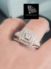 Load image into Gallery viewer, 1.00cts Princess and Round Brilliant Cut Diamonds | Designer Double Halo Bridal Twinset | 14kt Rose Gold