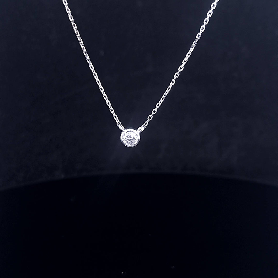 0.20ct Round Brilliant Cut Diamond | Solitaire Design Tube Pendant with Chain | 14kt White Gold