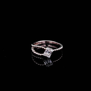 0.17cts [9] Round Brilliant and Baguette Cut Diamonds | Designer Ring | 18kt Rose Gold