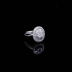 1.00cts | Round Brilliant and Baguette Cut Diamonds | Designer Illusion Ring | 18kt White Gold