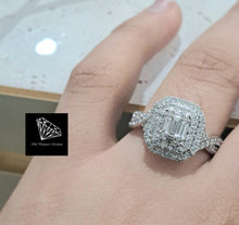 Load image into Gallery viewer, 1.00cts Round Brilliant and Baguette Cut Diamonds | Twist Design Ring | 14kt White Gold
