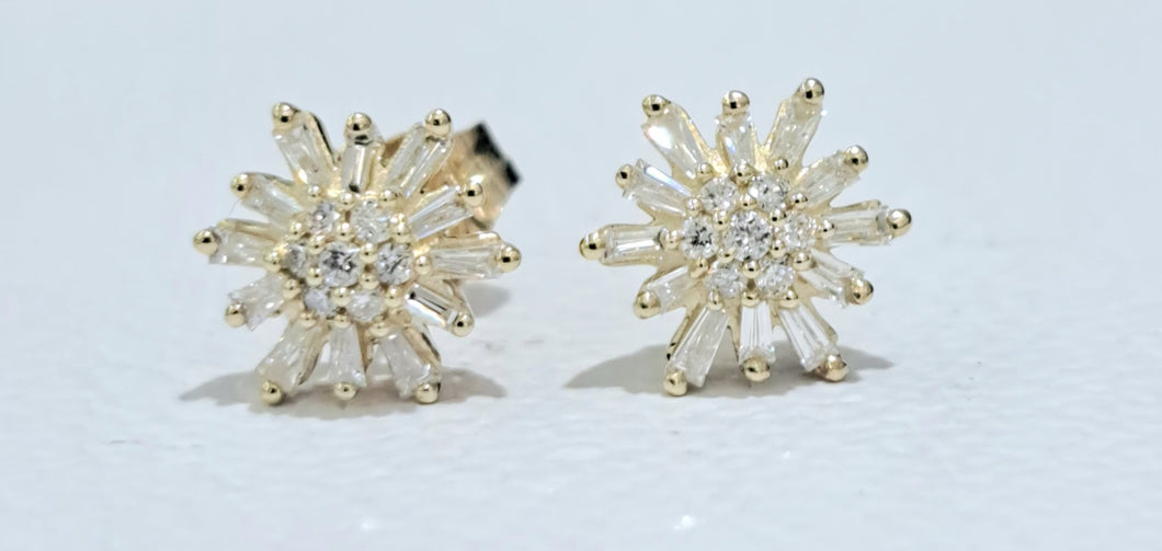 0.250cts Round Brilliant and Baguette Cut Diamonds | Cluster Diamond Earring | 10kt Yellow Gold
