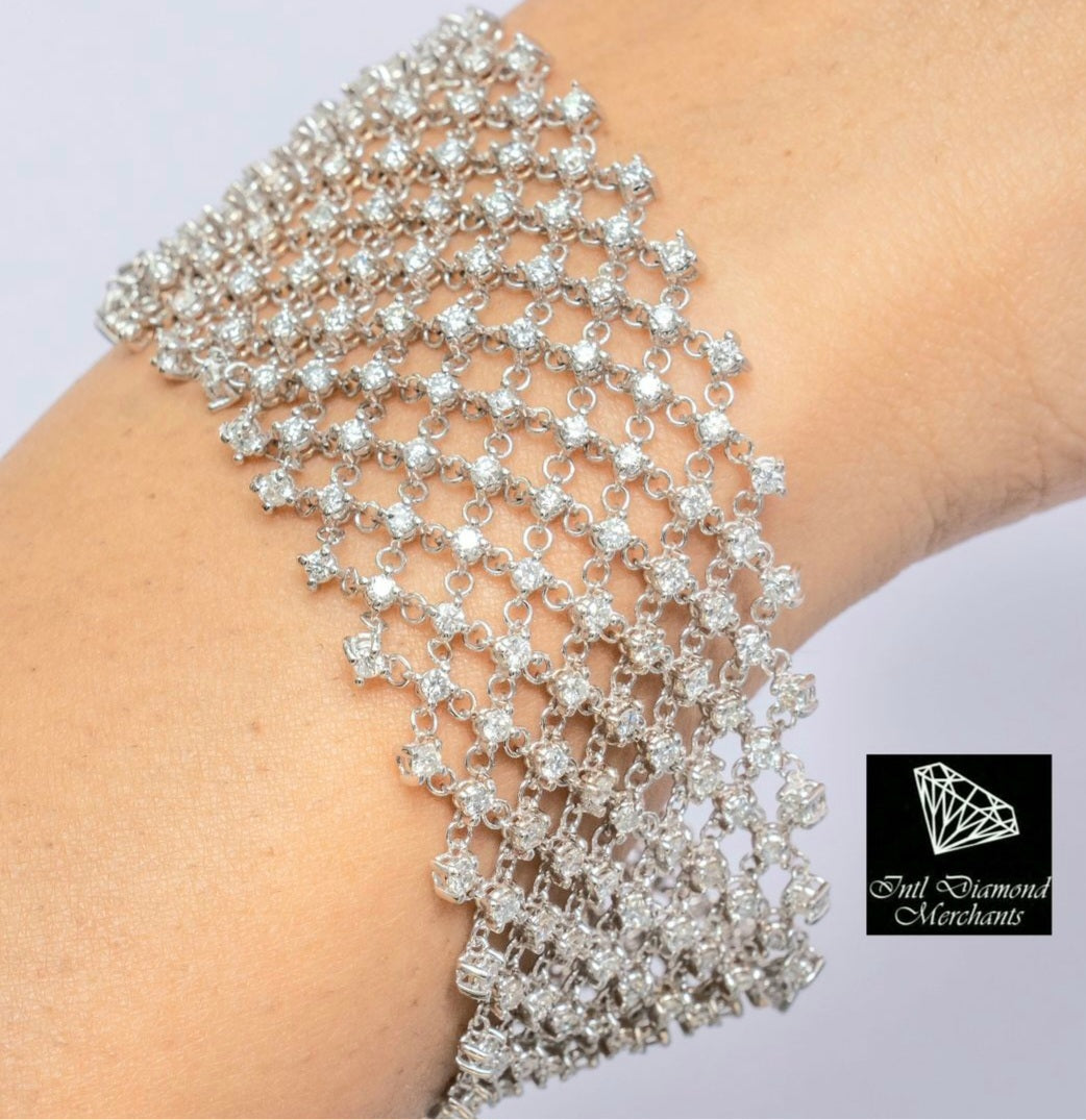 10.05cts [330] Round Brilliant Cut Diamonds | Designer Mesh Bracelet | 18kt White Gold