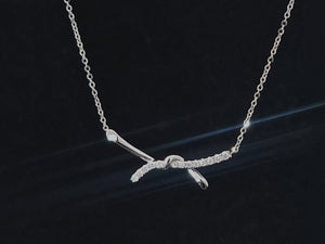 0.123cts Round Brilliant Cut Diamonds | Knot Design Necklace | 18kt White Gold