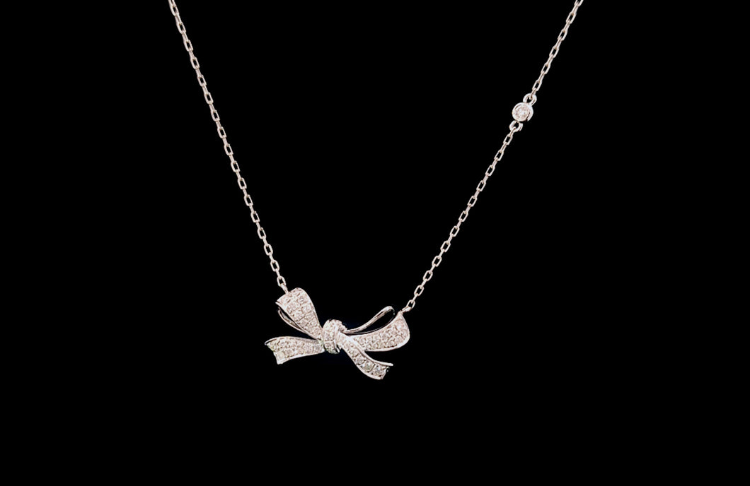 0.25cts Round Brilliant Cut Diamonds | Designer Bow Pendant | 18kt White Gold