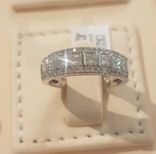Load image into Gallery viewer, 1.00ct Round and Princess Cut Diamonds | Designer Band | 14kt White Gold
