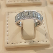 Load image into Gallery viewer, 1.00ct Round and Princess Cut Diamonds | Designer Band | 14kt White Gold
