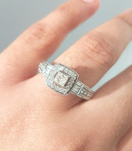 Load image into Gallery viewer, 0.80ct Princess / Round / Baguette  Cut Diamonds | 14kt White Gold

