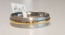 Load image into Gallery viewer, Gents Ring | Matt and Polish Spinning Design | 18kt Yellow and White Gold | Ring size U 1/2
