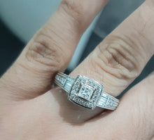 Load image into Gallery viewer, 0.80cts | Round Brilliant, Princess and Baguette Cut Diamonds | Designer Ring | 10kt White Gold
