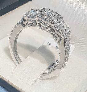 1.00cts | Round Brilliant Cut Diamonds | Trilogy Design Ring | 14kt White Gold