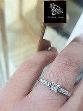 Load image into Gallery viewer, 0.30cts [7] Princess and Round Brilliant Cut Diamonds | Designer Ring | 14kt White Gold
