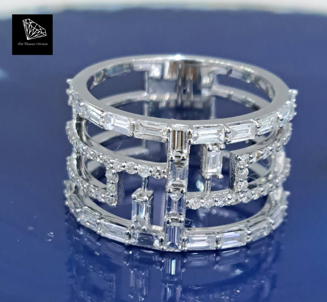 1.30cts [70] Round Brilliant and Baguette Cut Diamonds | Designer Ring | 18kt White Gold